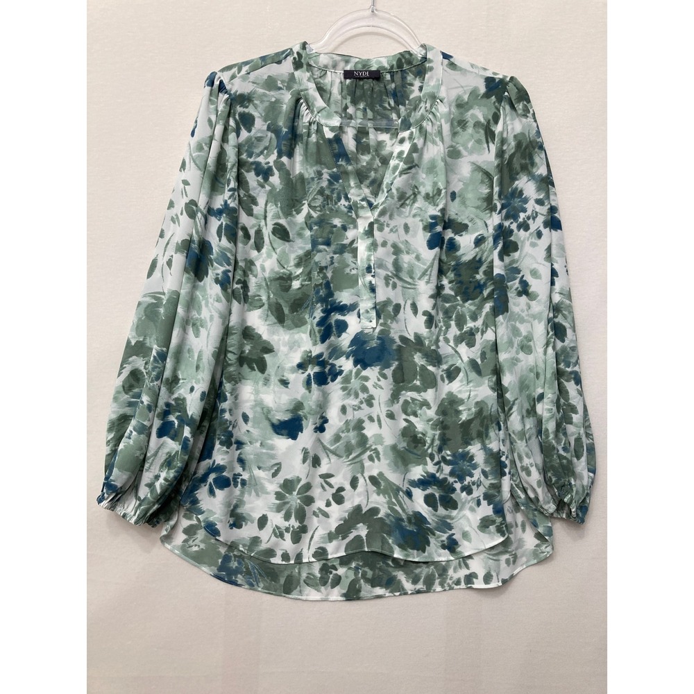 NYDJ Blouse Size Medium Green Blue Watercolor Floral V-Neck Pleated Vacation